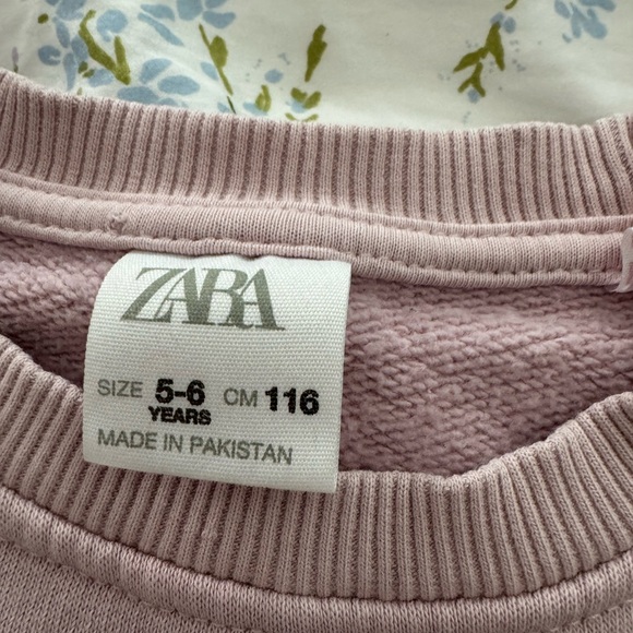 Zara 5-6 sweatshirt - Picture 2 of 2